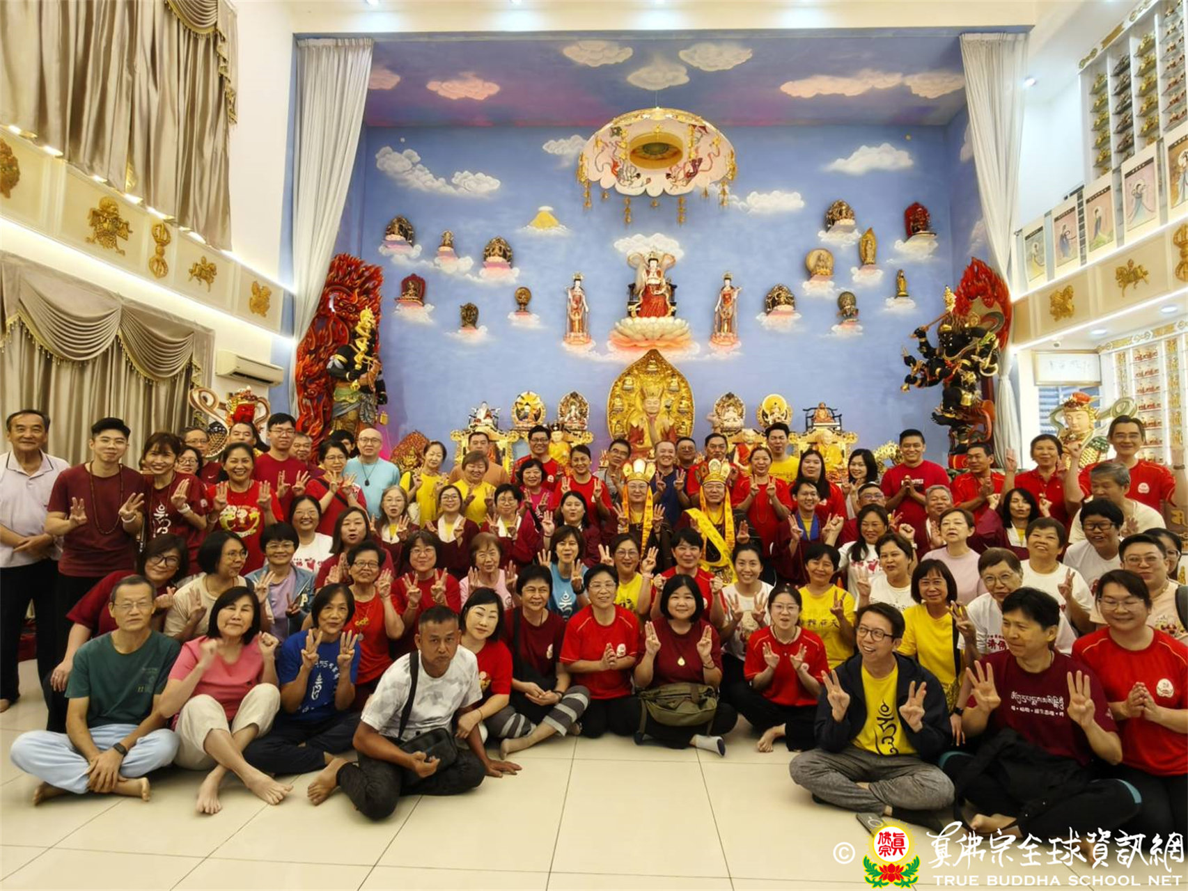 真佛宗全球上師團啟建請佛住世長壽佛護摩~ 釋蓮訶上師